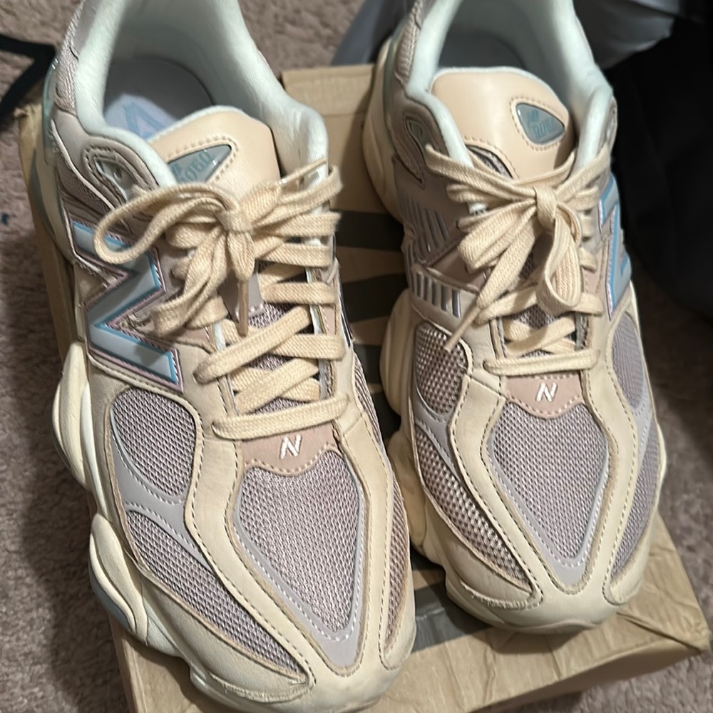 New balance 9060